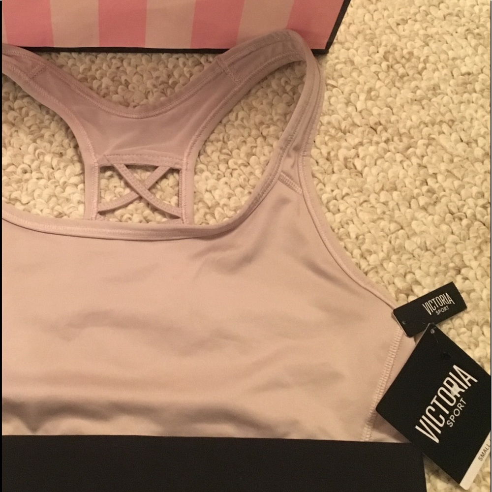 Victoria Secret sports bra size small NWT - Picture 2 of 5